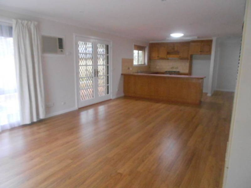 6 MITTA MITTA WAY, Meadow Heights VIC 3048