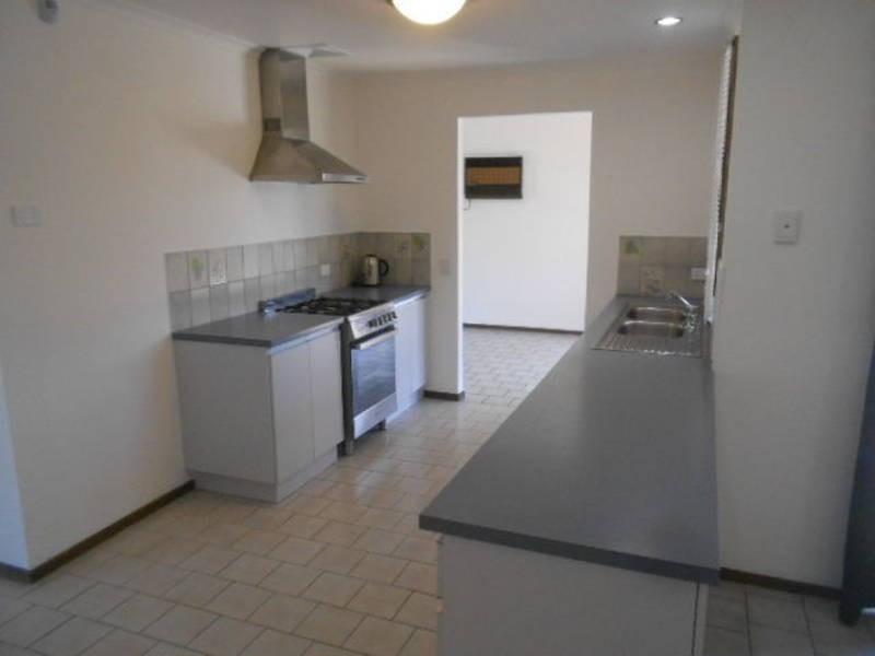 11 WEBB CLOSE, Meadow Heights VIC 3048