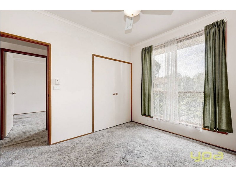 13 MANUKA PLACE, Meadow Heights VIC 3048