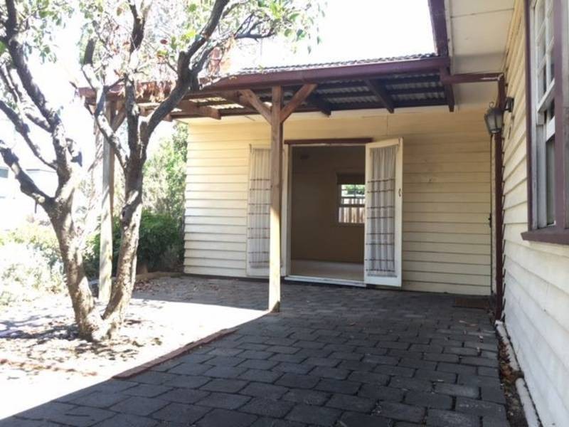 39 VIEW STREET, Pascoe Vale VIC 3044