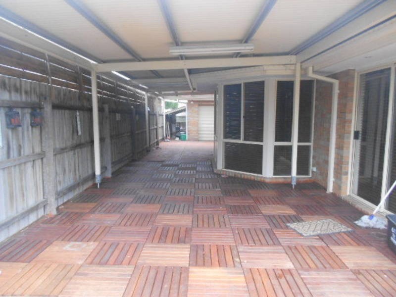 31  Delphinus Crescent, Roxburgh Park VIC 3064