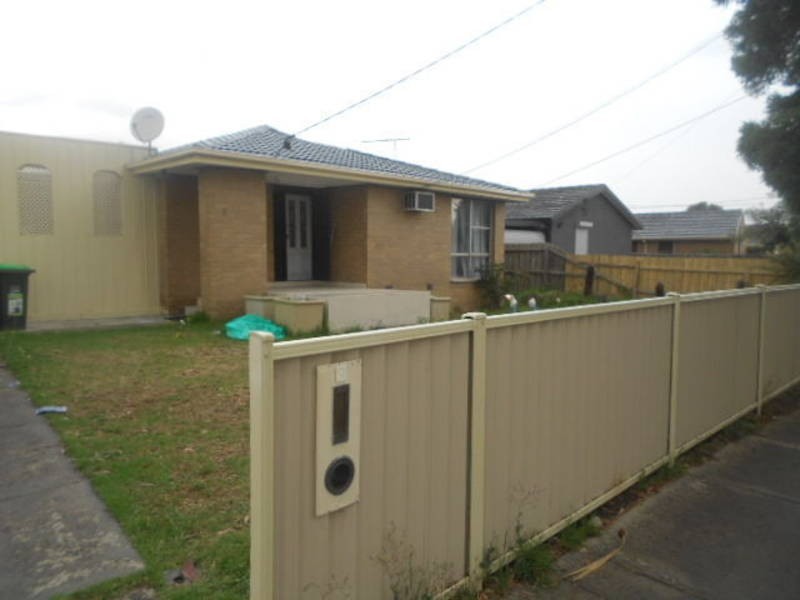 3 THORPDALE AVENUE, Coolaroo VIC 3048