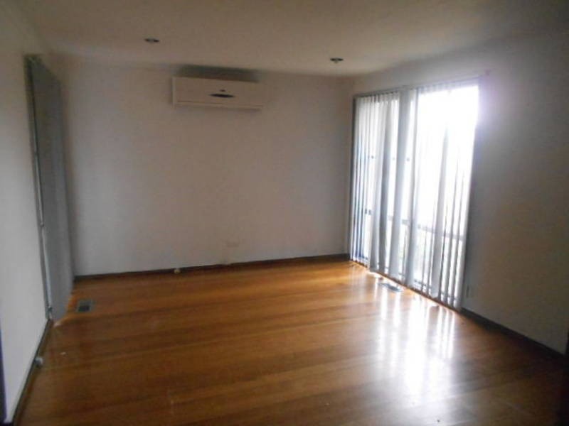 3 THORPDALE AVENUE, Coolaroo VIC 3048