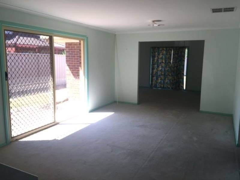 11 ELDERGREEN CIRCUIT, Craigieburn VIC 3064