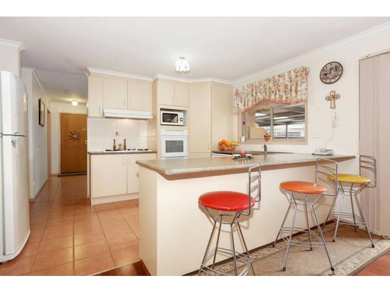 26 ORION WAY, Roxburgh Park VIC 3064