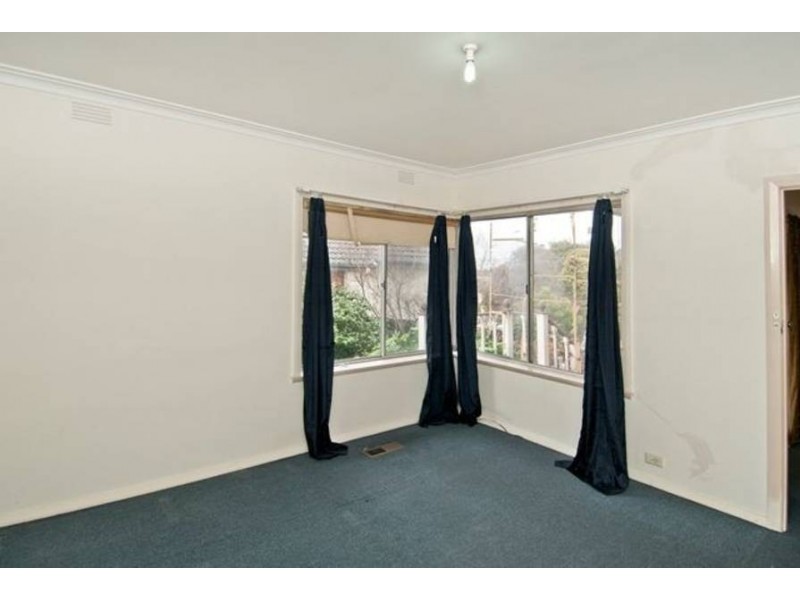 44 Purinuan Road, Reservoir VIC 3073