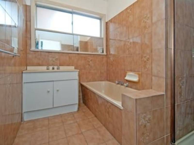 44 Purinuan Road, Reservoir VIC 3073