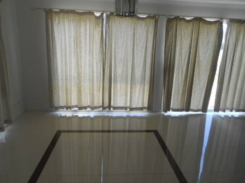 14 LACHLAN CRESCENT, Roxburgh Park VIC 3064