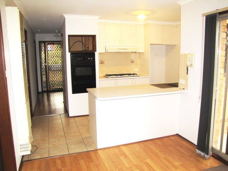 32 Magnolia Blvd, Meadow Heights VIC 3048