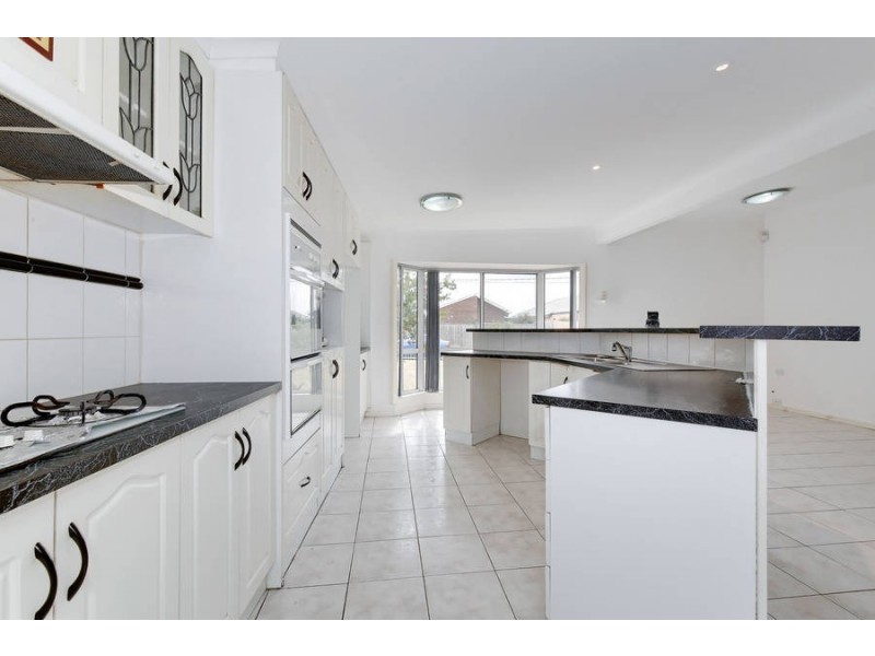 11 Pearson Crescent, Coolaroo VIC 3048