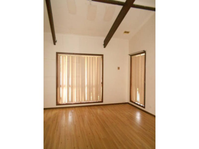 12 Glencairn Crescent, Broadmeadows VIC 3047