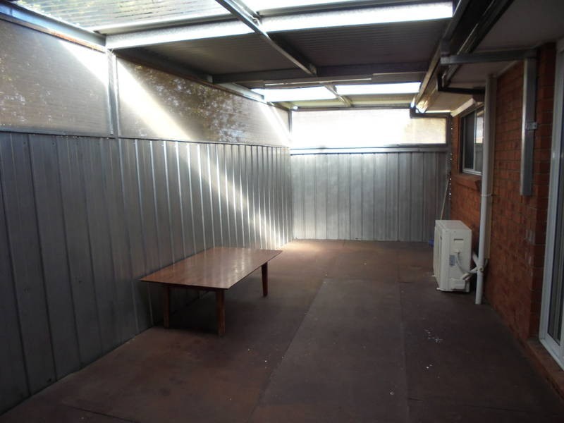 1/5 Paltara Crescent, Meadow Heights VIC 3048