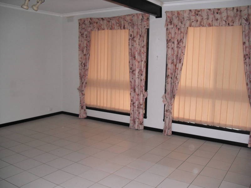 31  Margaret Street, Oak Park VIC 3046