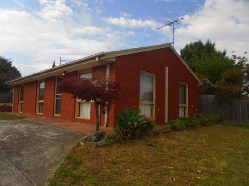 11 Rubus Court, Meadow Heights VIC 3048