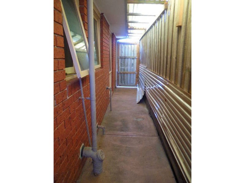 11 Rubus Court, Meadow Heights VIC 3048