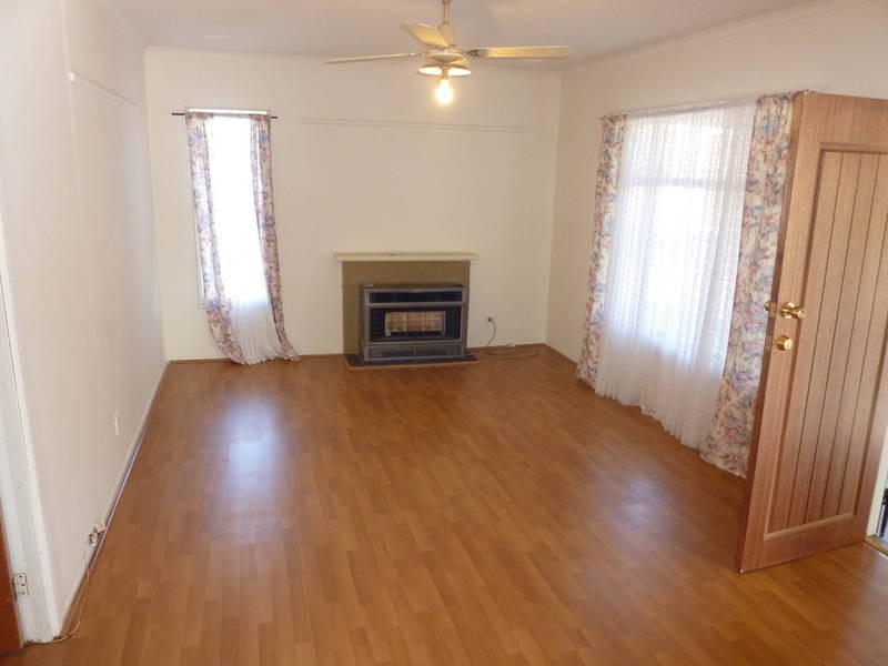 40 JACANA AVENUE, Broadmeadows VIC 3047