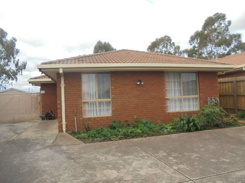 1/15 Karoonda Court, Meadow Heights VIC 3048