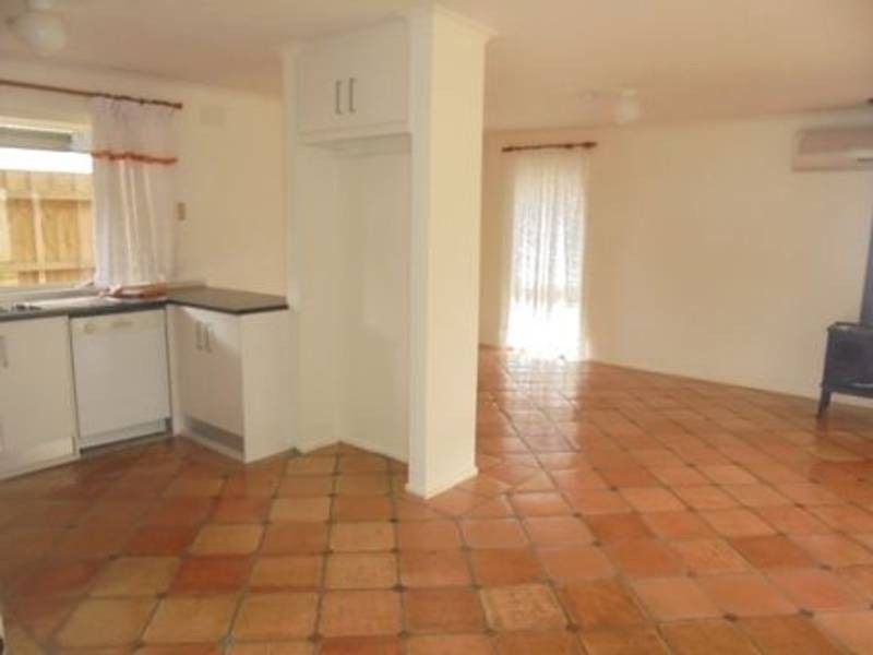 9 Ellam Court, Meadow Heights VIC 3048