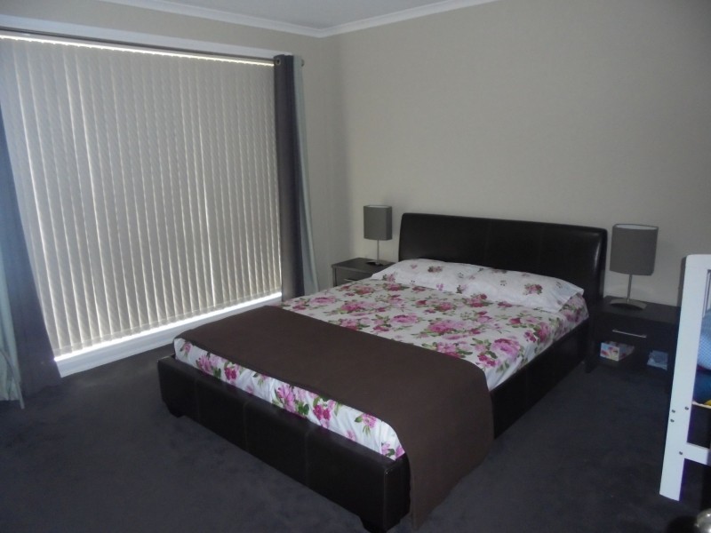 6/4-16 Melaleuca Drive, Meadow Heights VIC 3048