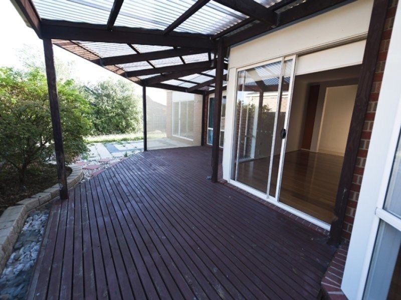 23 WISLA CIRCUIT, Roxburgh Park VIC 3064