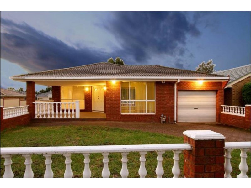 10 ELGATA CLOSE, Meadow Heights VIC 3048