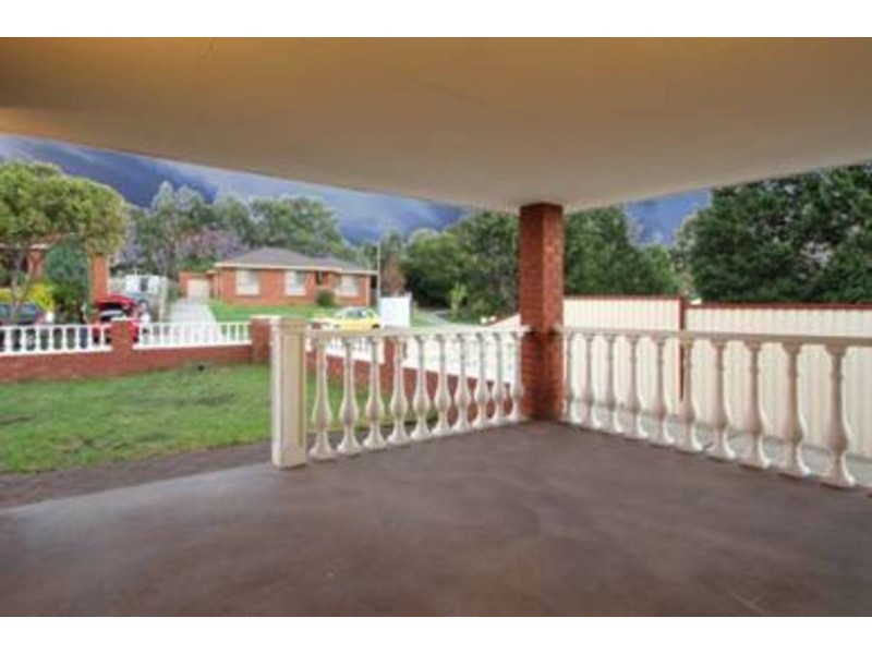 10 ELGATA CLOSE, Meadow Heights VIC 3048