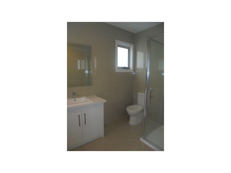 2/15 Madina Street, Fawkner VIC 3060