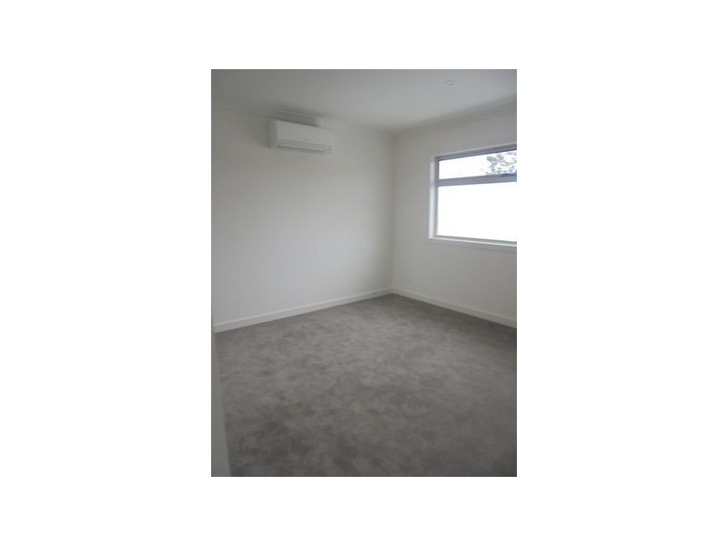 2/15 Madina Street, Fawkner VIC 3060