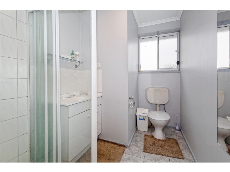 27 Fuschia Place, Meadow Heights VIC 3048