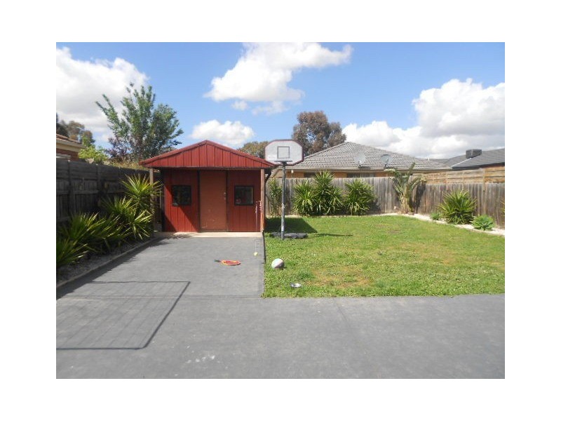 45 Limpopa Square, Roxburgh Park VIC 3064