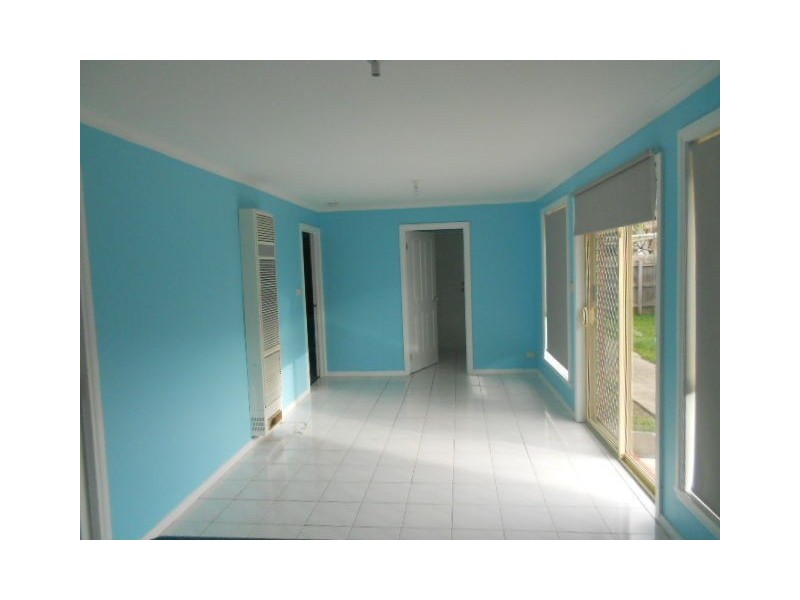 11 PHOENIX COURT, Roxburgh Park VIC 3064