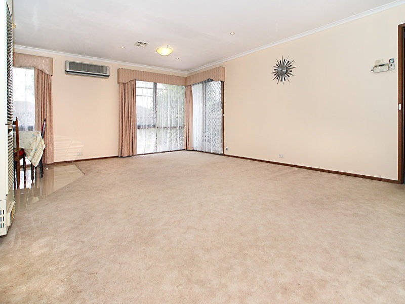30 Cowes Street, Craigieburn VIC 3064