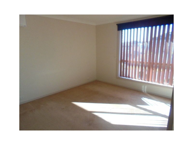 1/20 Shankland Blvd, Meadow Heights VIC 3048