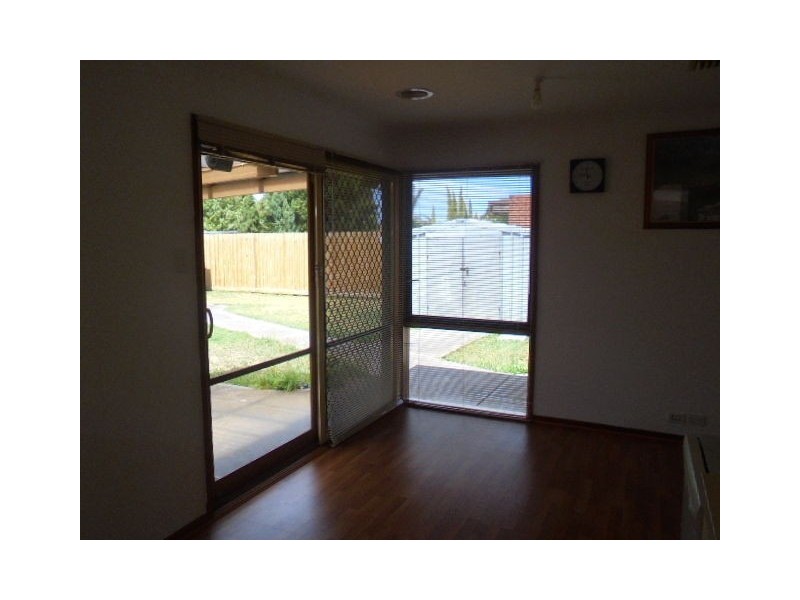 28 Gilmour Court, Meadow Heights VIC 3048