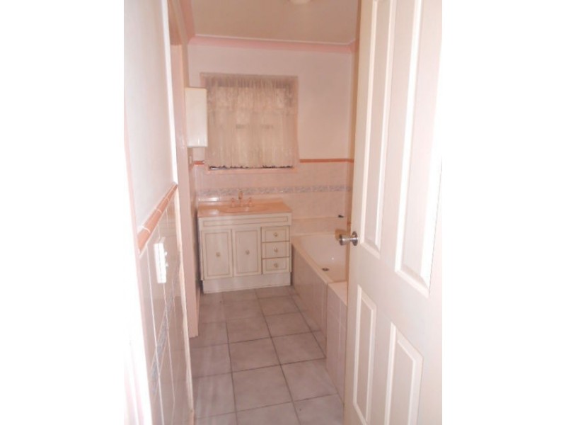 1/19 BALOOK COURT, Meadow Heights VIC 3048