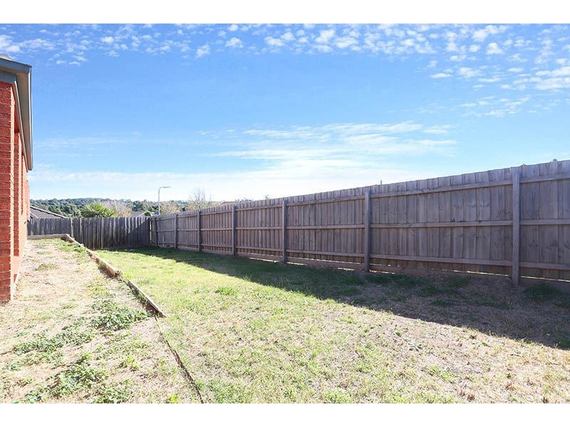 11 Hadley Drive, Wallan VIC 3756