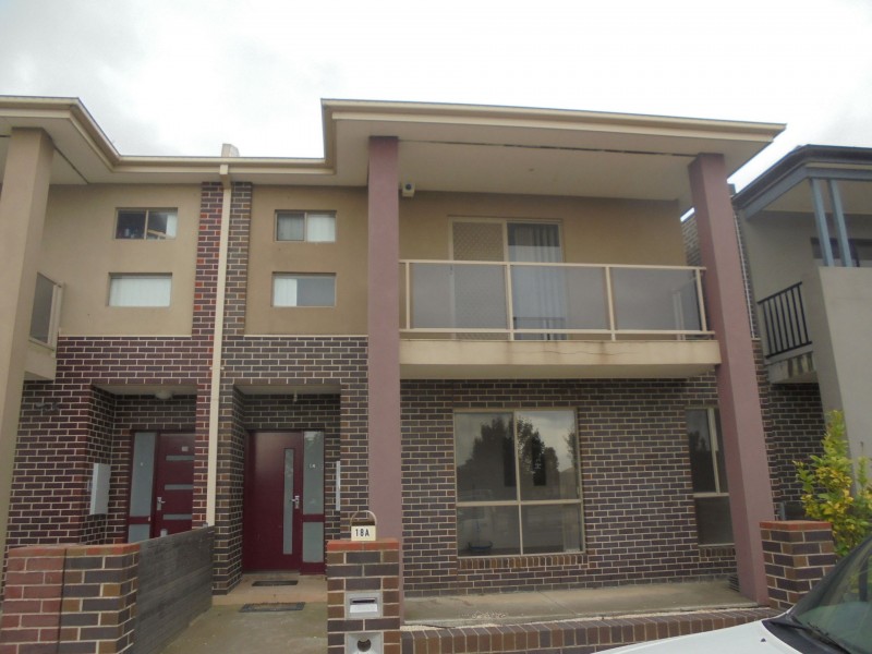 18 Brookvale Court, Roxburgh Park VIC 3064