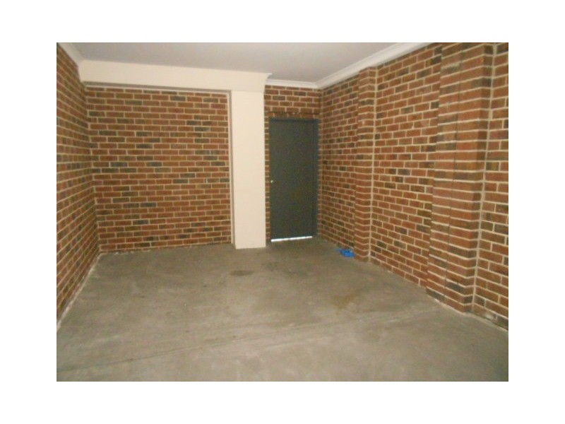 2/75  BARTON STREET, Reservoir VIC 3073