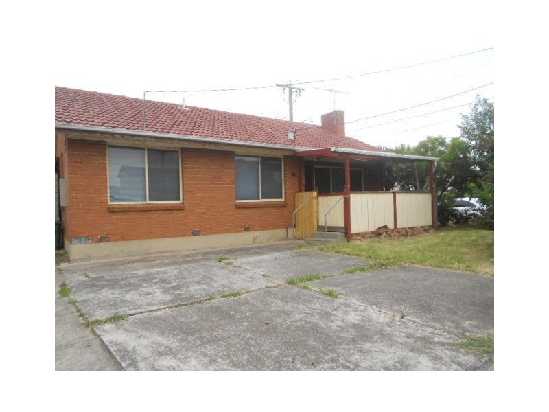 465 BARRY ROAD, Dallas VIC 3047