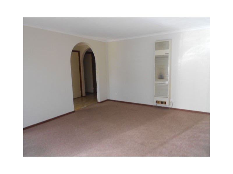 1/9 ASHLEIGH CRESCENT, Meadow Heights VIC 3048