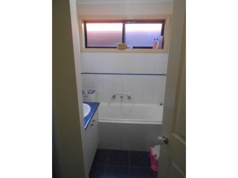 23a  GUNBOWER CRESCENT, Meadow Heights VIC 3048