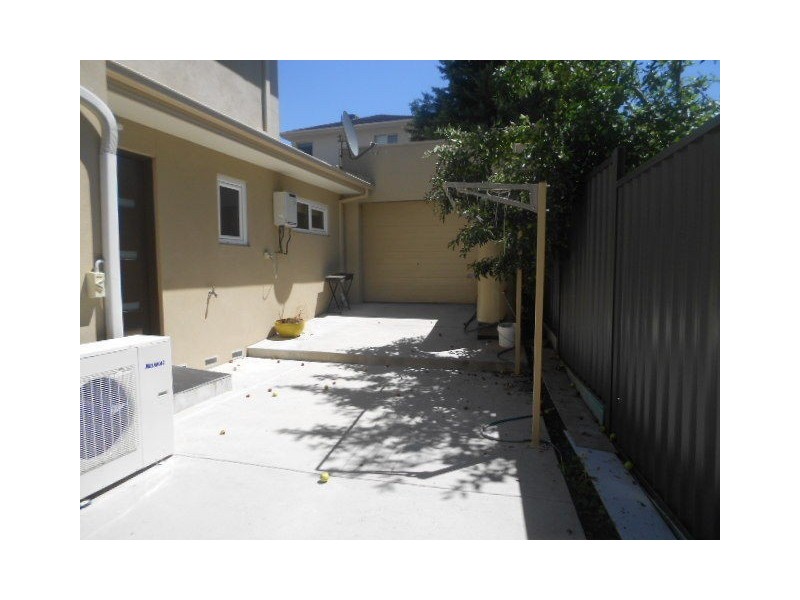 3a CASSINIA CRESCENT, Meadow Heights VIC 3048