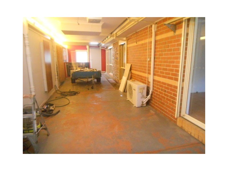 6 SATTERLY WAY, Roxburgh Park VIC 3064