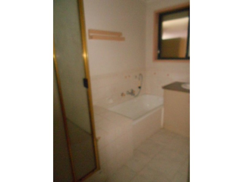 38 BRADMAN DRIVE, Meadow Heights VIC 3048