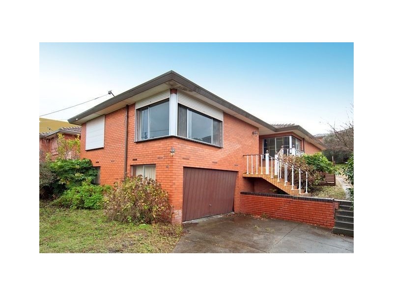 44 PURINUAN ROAD, Reservoir VIC 3073