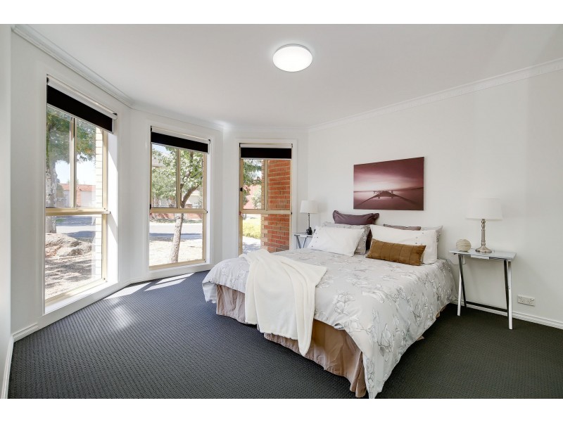 19 JASMINE COURT, Meadow Heights VIC 3048