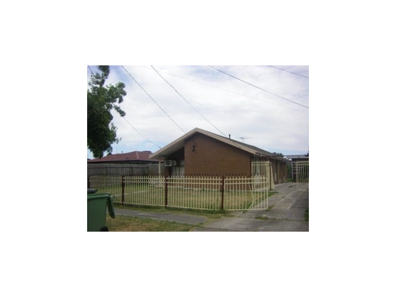 19 MOYSTON COURT, Meadow Heights VIC 3048