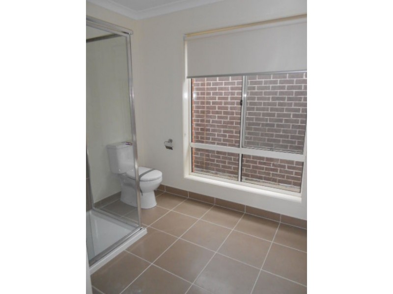 43 CASCADE TERRACE, Wallan VIC 3756