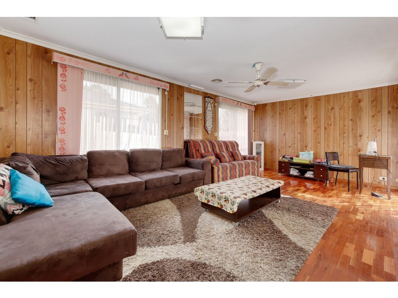 5 MELWOOD COURT, Meadow Heights VIC 3048