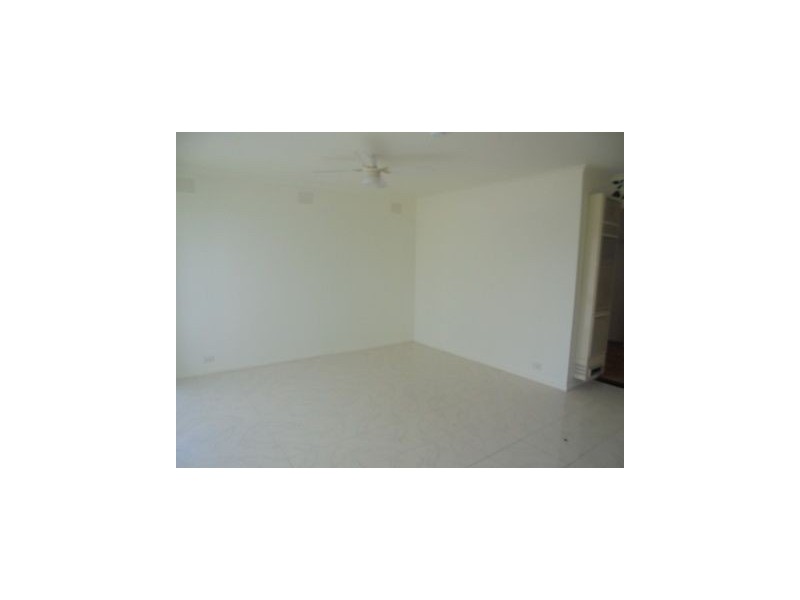 9 ELLAM COURT, Meadow Heights VIC 3048